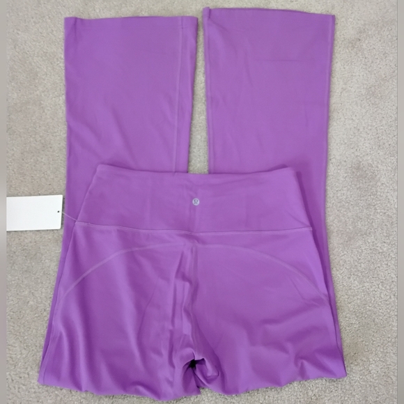 Lululemon Groove SHR Flare Pant - Picture 3 of 4